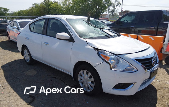 Nissan Versa 2017 - Image 1 of 11