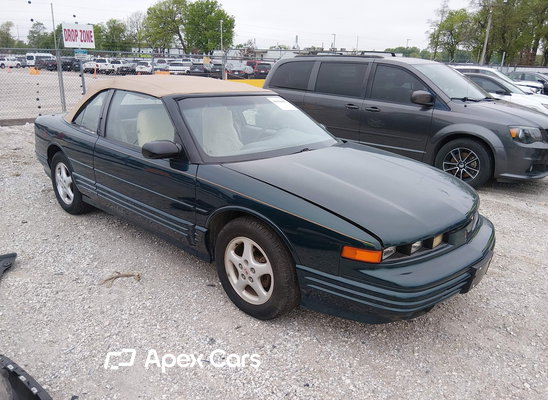 1995 Oldsmobile Cutlass Supreme - Image 1 of 5