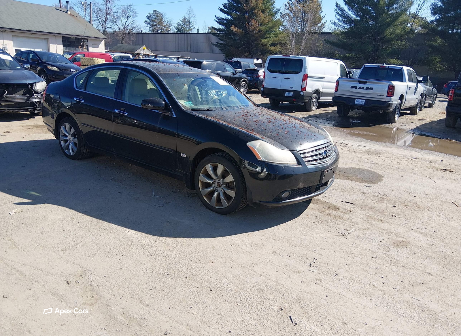 Infiniti M 2006