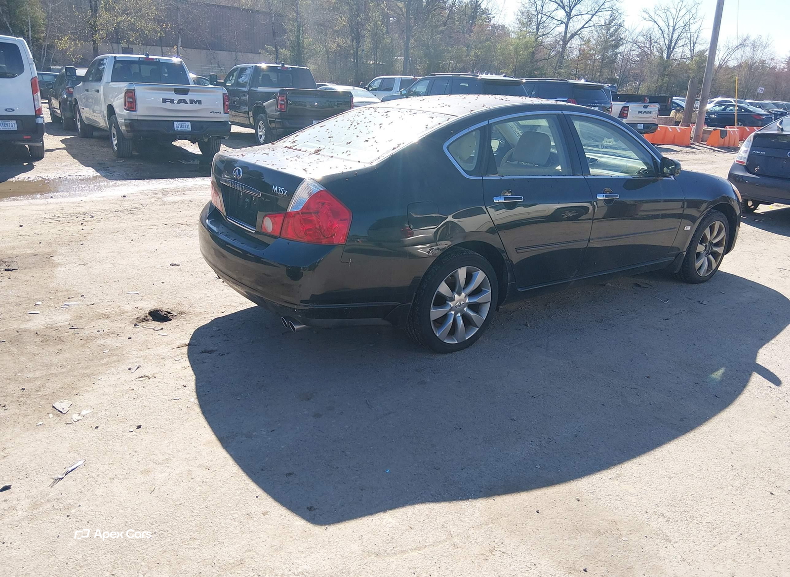 Infiniti M 2006