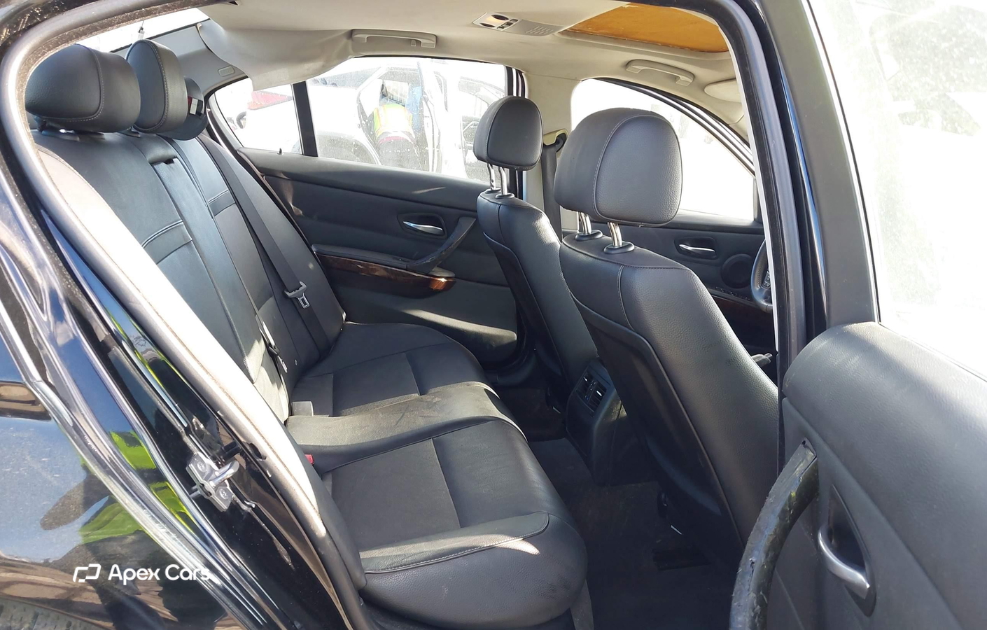 BMW Series 3 2010