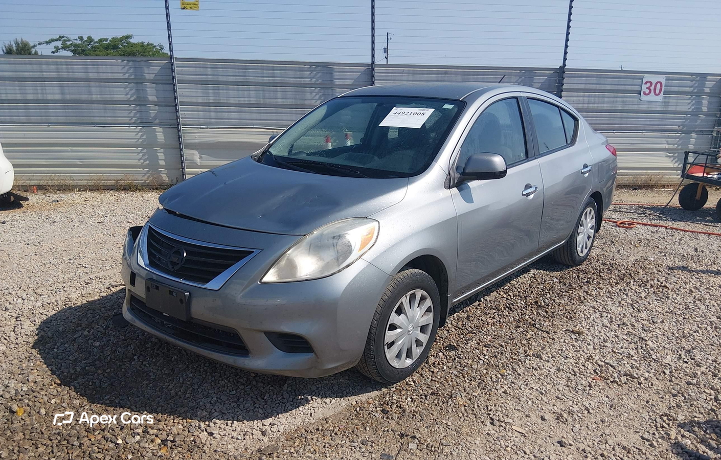 Nissan Versa 2012
