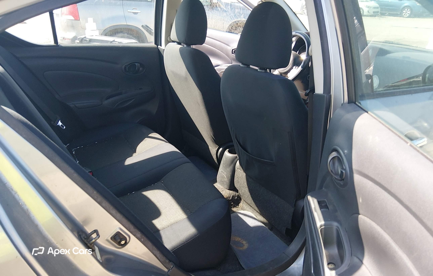 Nissan Versa 2012