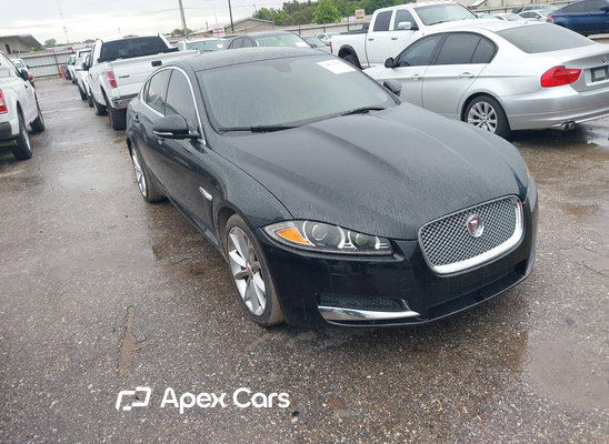 2015 Jaguar XF - Image 1 of 5