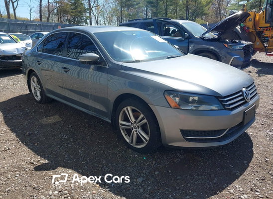 2014 Volkswagen Passat - Image 1 of 5