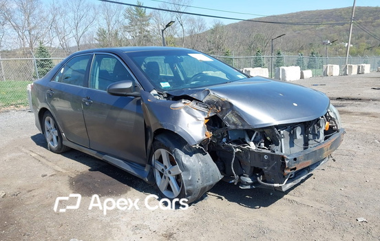 Toyota Camry 2012 - Image 1 of 12