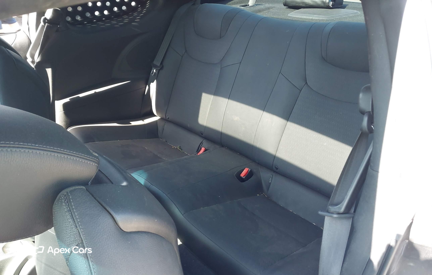 Hyundai Genesis 2015