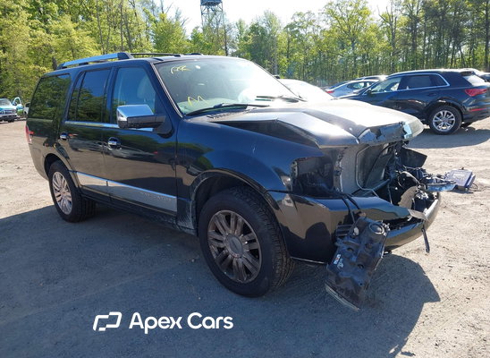 2011 Lincoln Navigator - Image 1 of 5