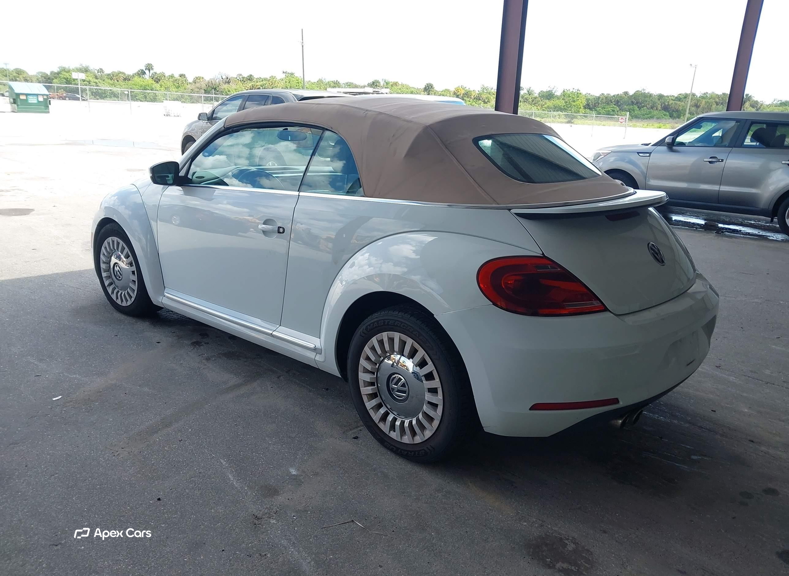 Volkswagen Beetle 2014