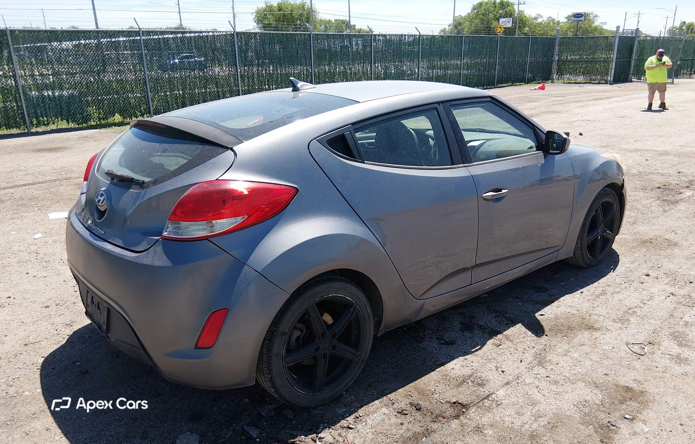 Hyundai Veloster 2013
