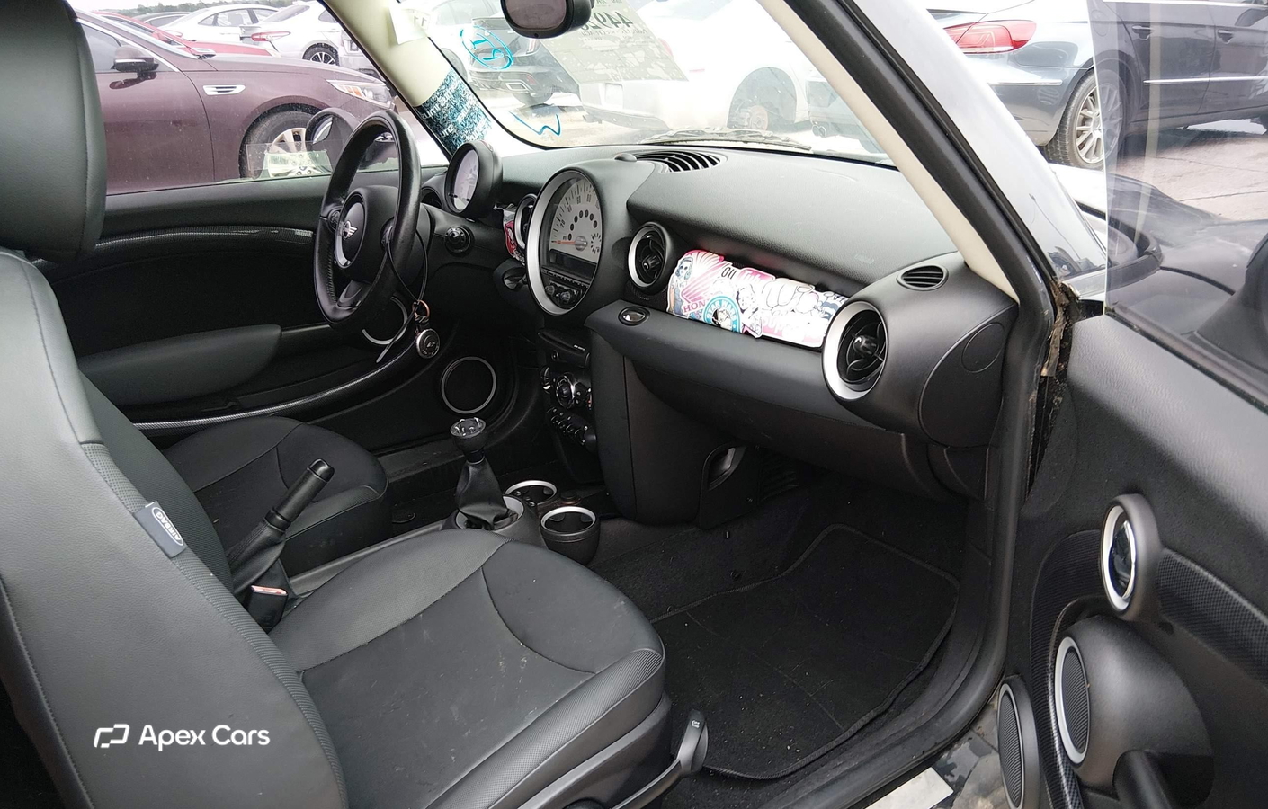 MINI Cooper 2011