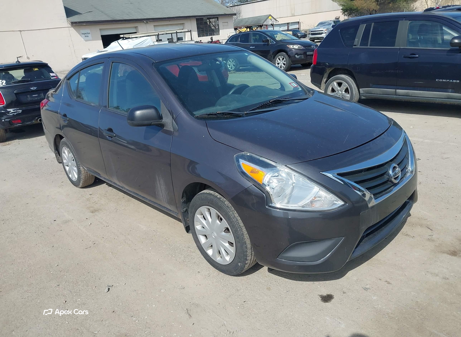 Nissan Versa 2015