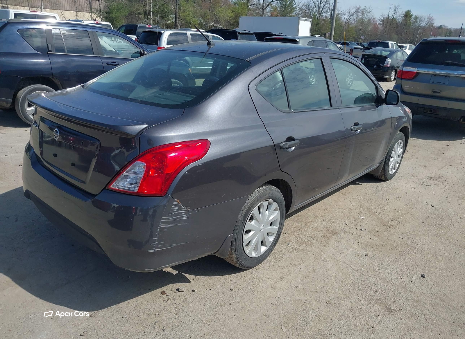 Nissan Versa 2015