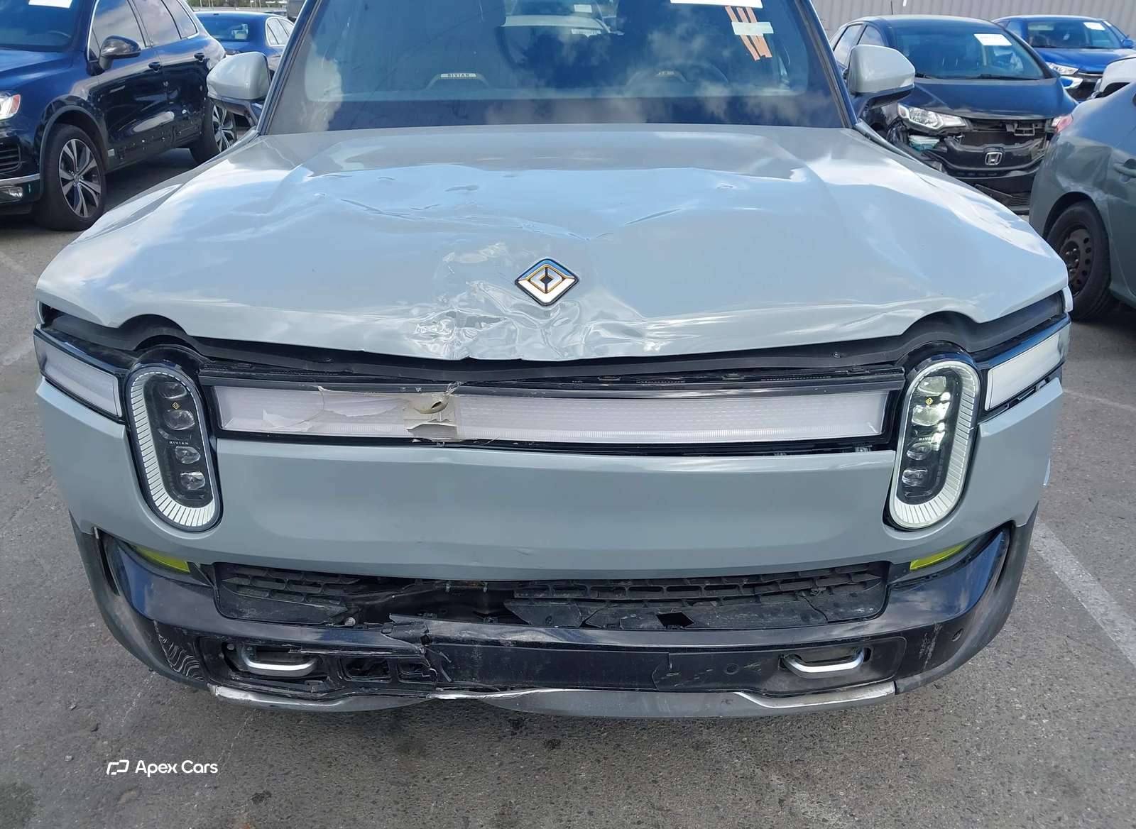 Rivian R1S 2023