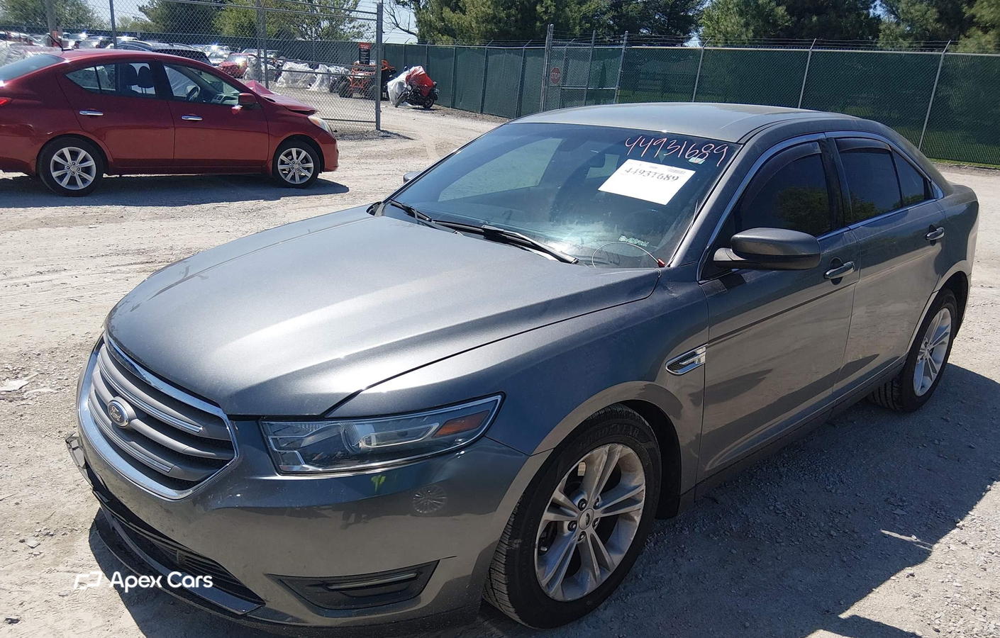 Ford Taurus 2014