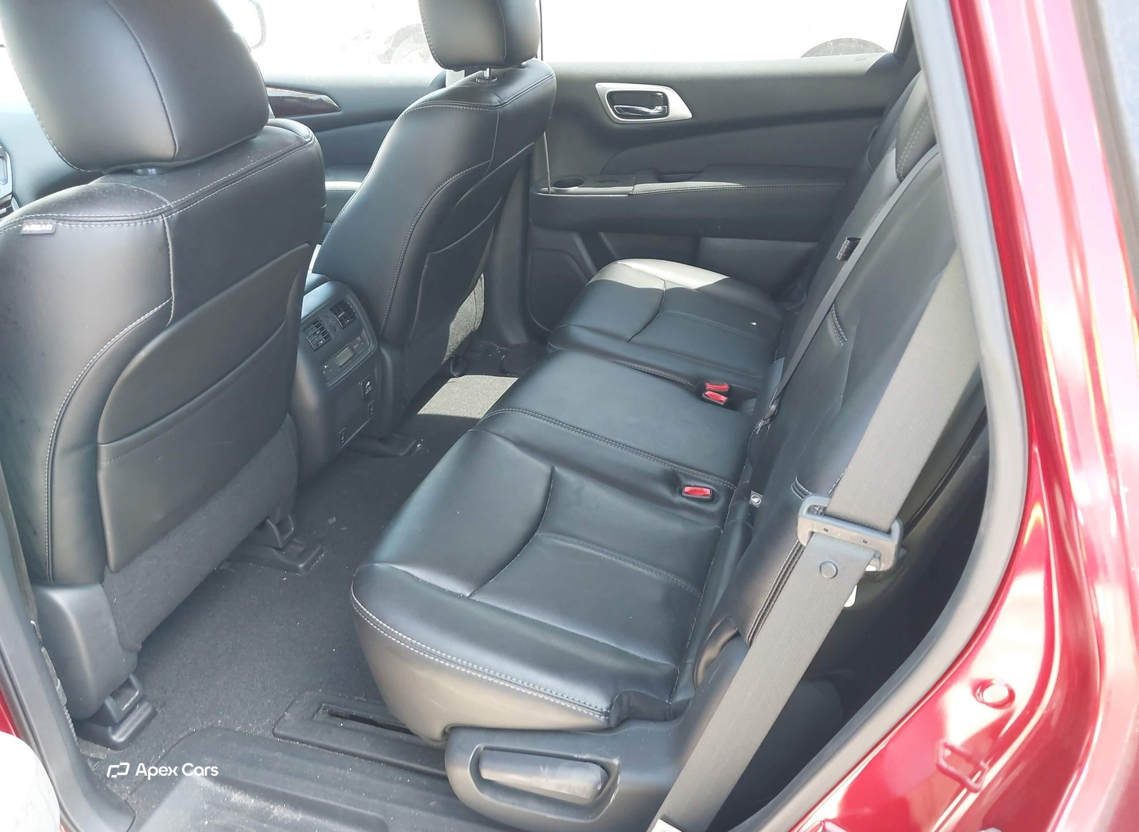 Nissan Pathfinder 2014