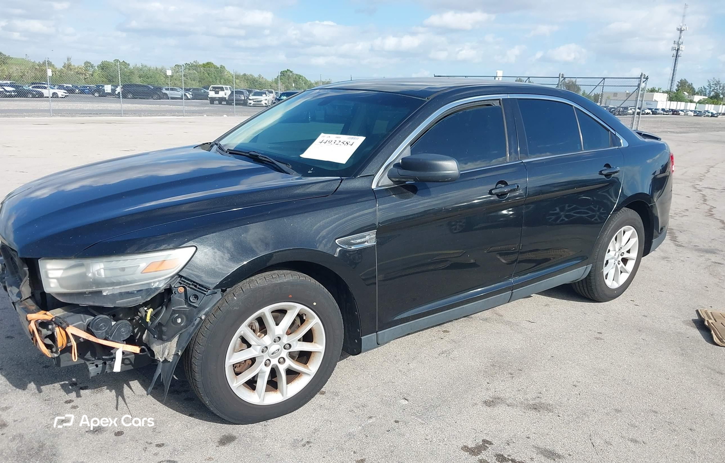 Ford Taurus 2014