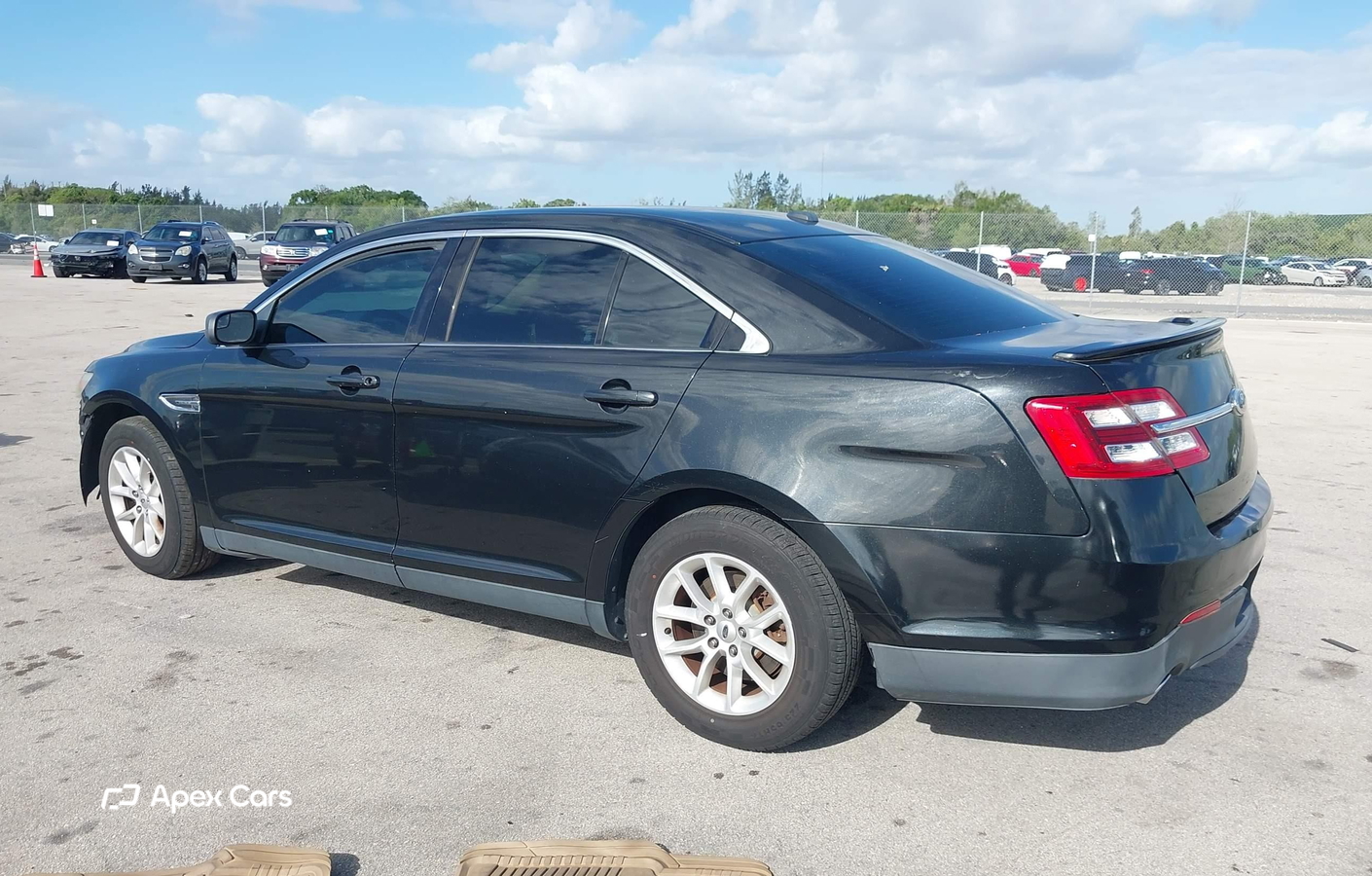 Ford Taurus 2014