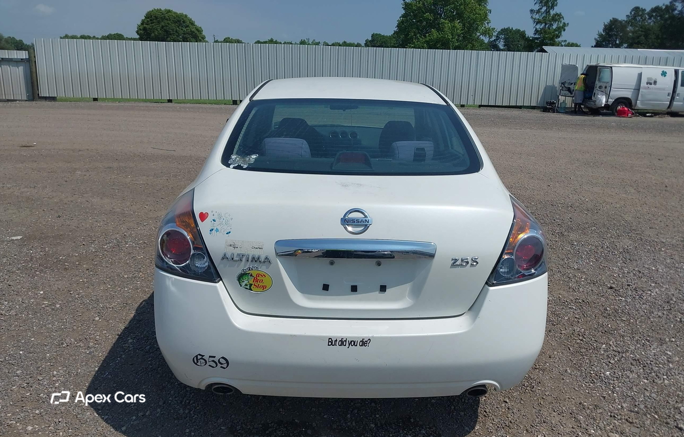 Nissan Altima 2010