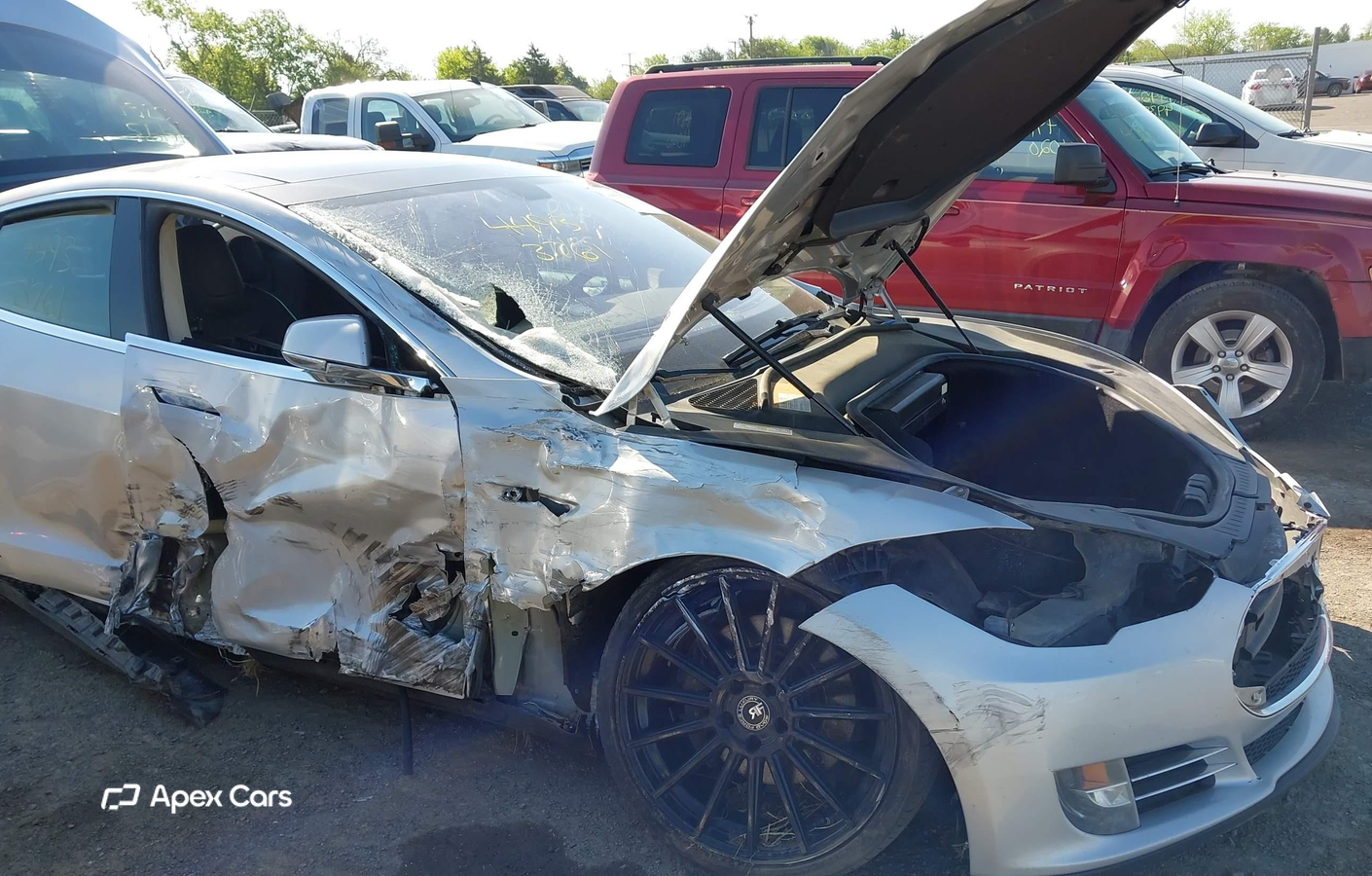 Tesla Model S 2013
