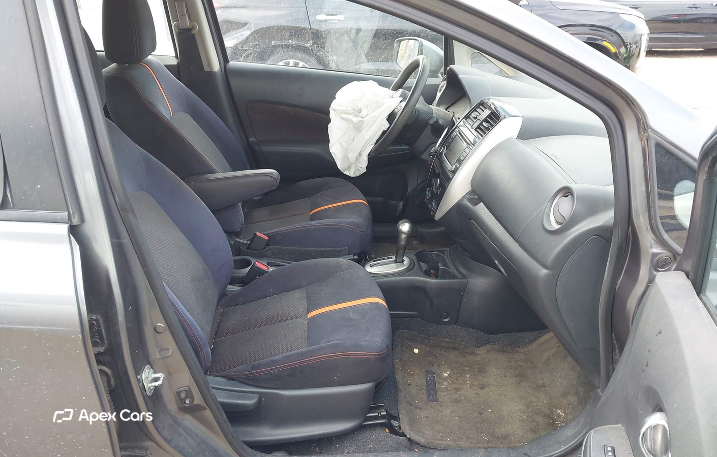Nissan Versa 2016