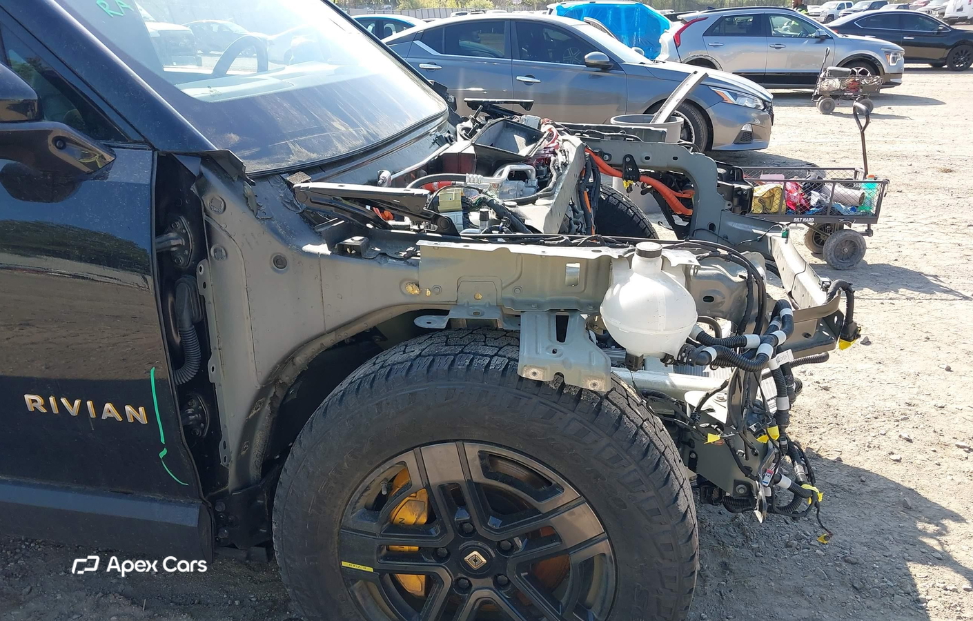 Rivian R1S 2022
