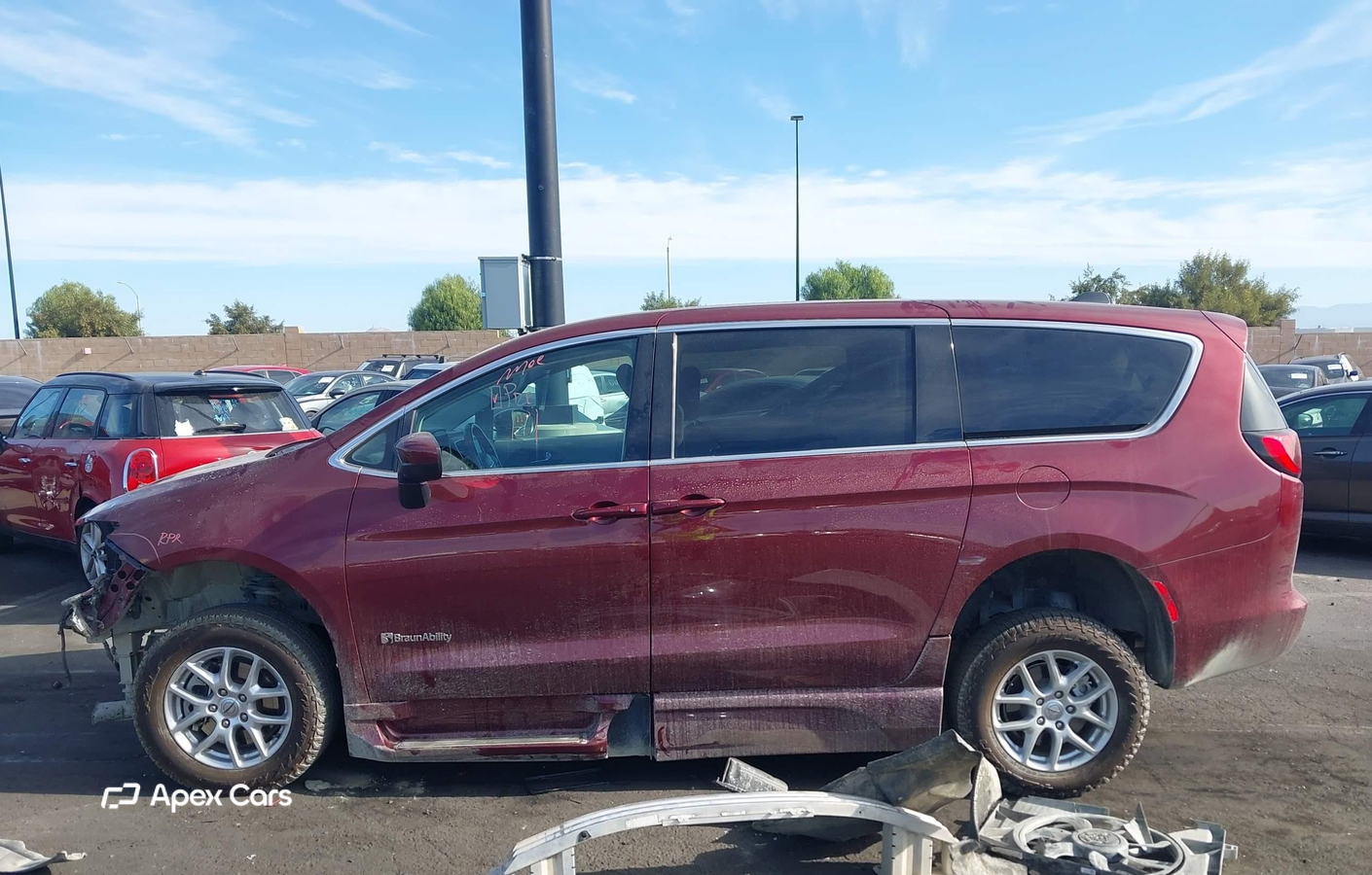 Chrysler Voyager 2023