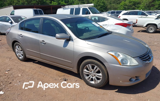 Nissan Altima 2011 - Image 1 of 11