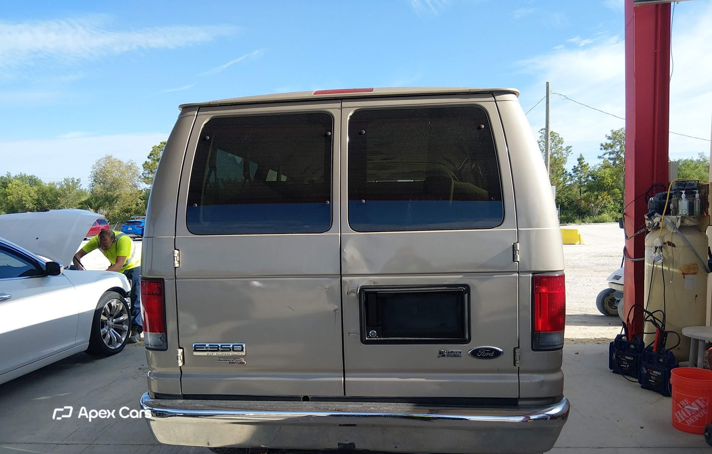 Ford Econoline 2012