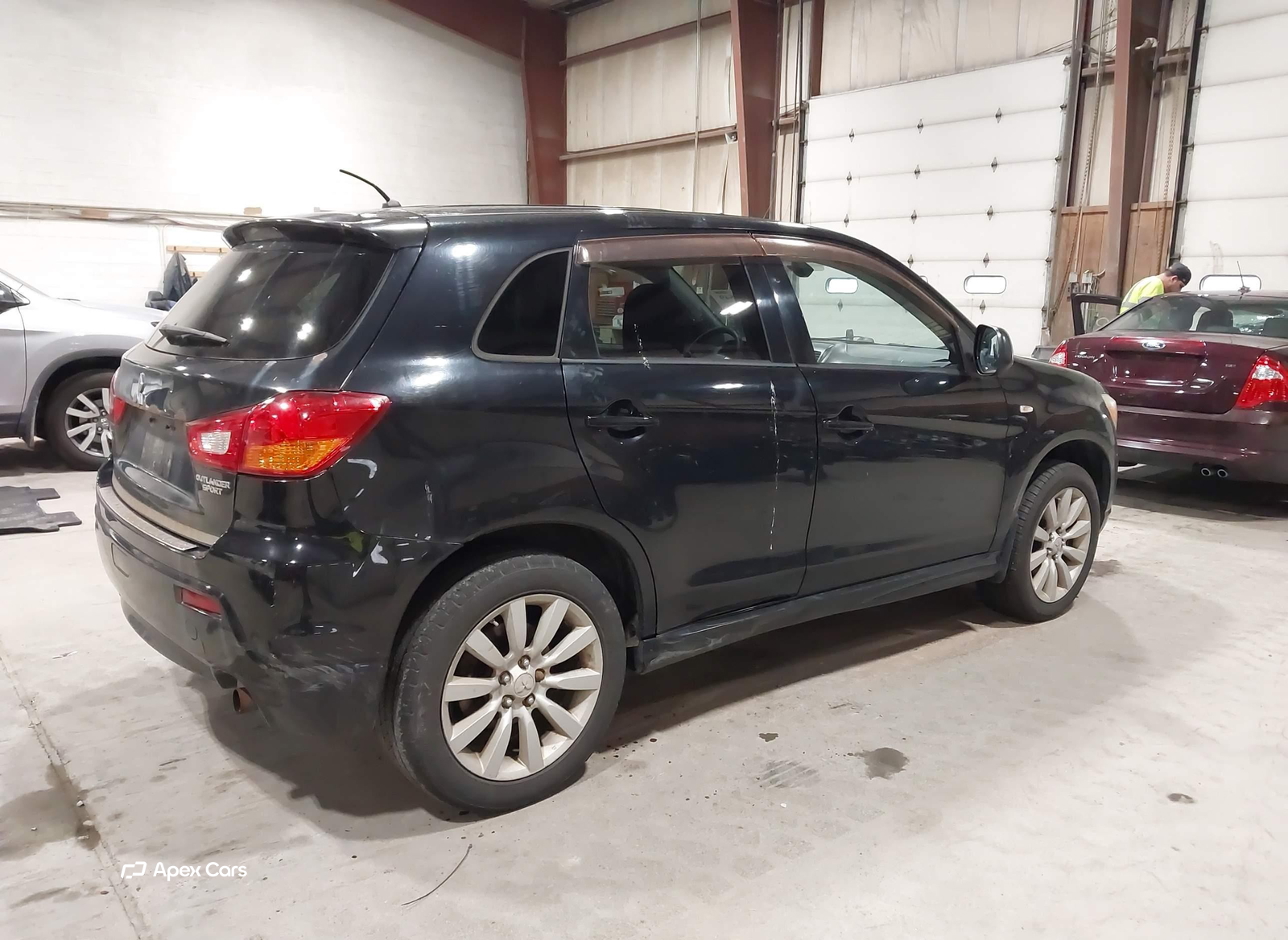 Mitsubishi Outlander 2011