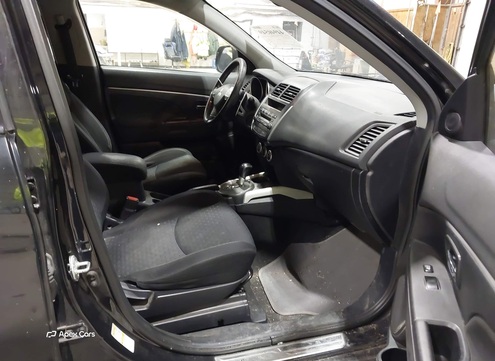 Mitsubishi Outlander 2011