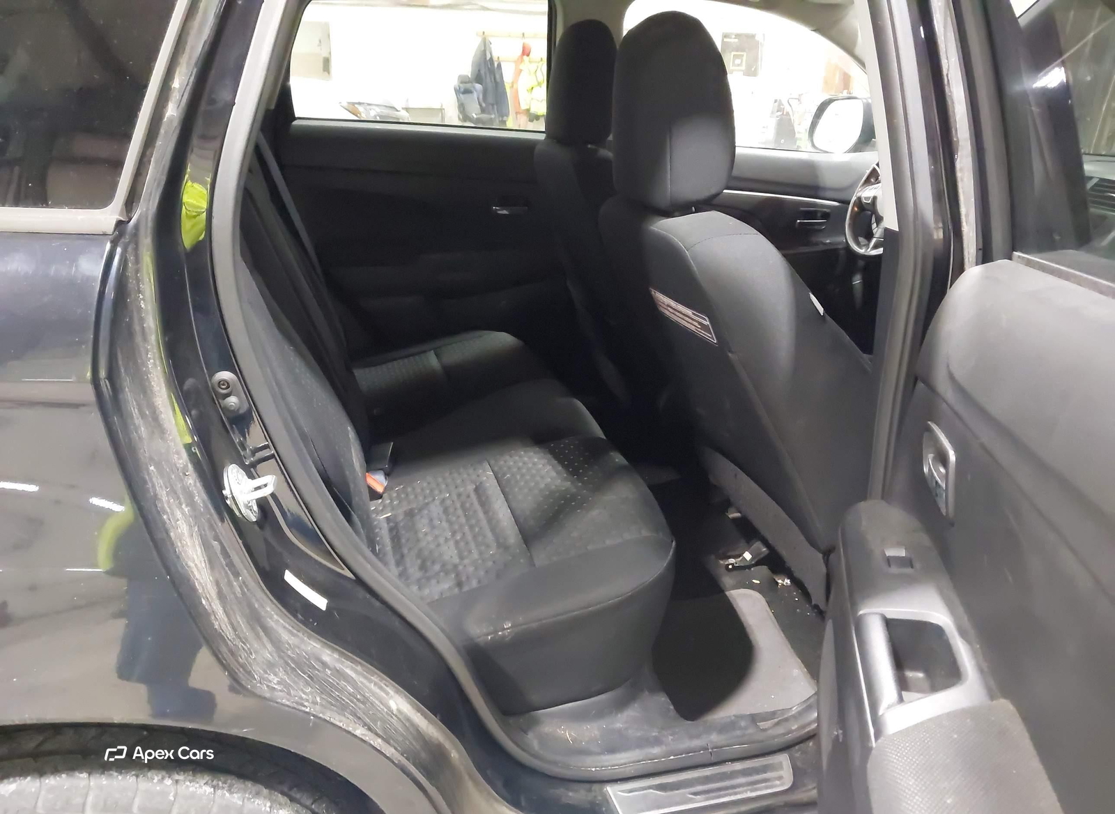 Mitsubishi Outlander 2011