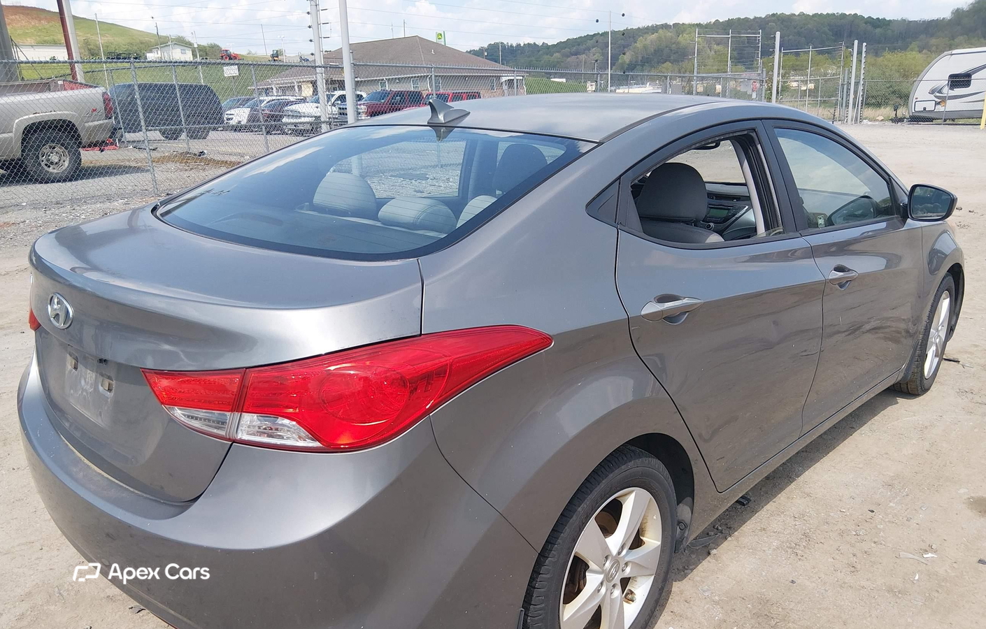 Hyundai Elantra 2013