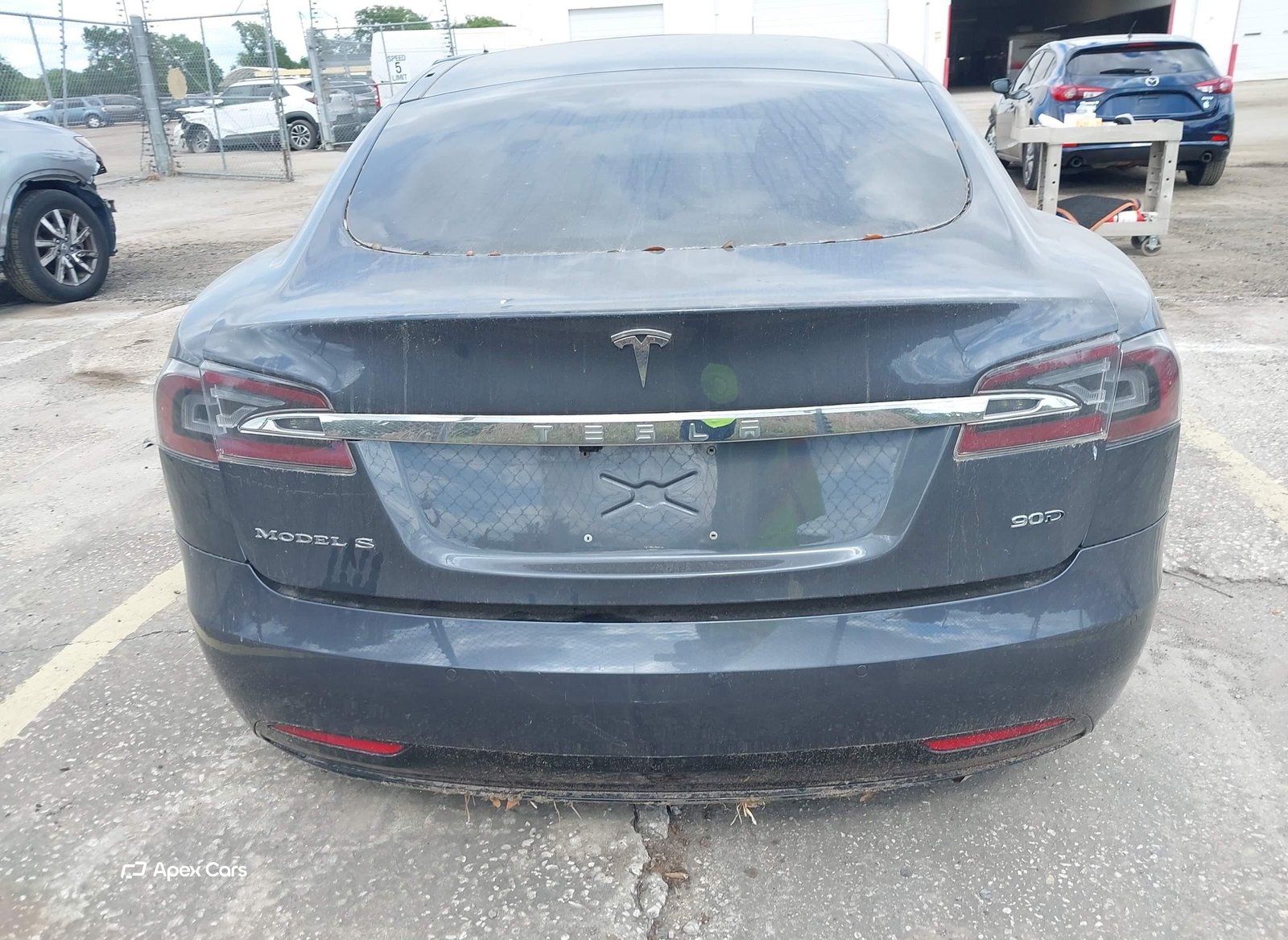 Tesla Model S 2016