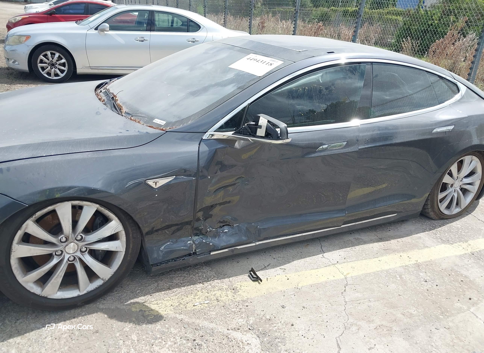 Tesla Model S 2016