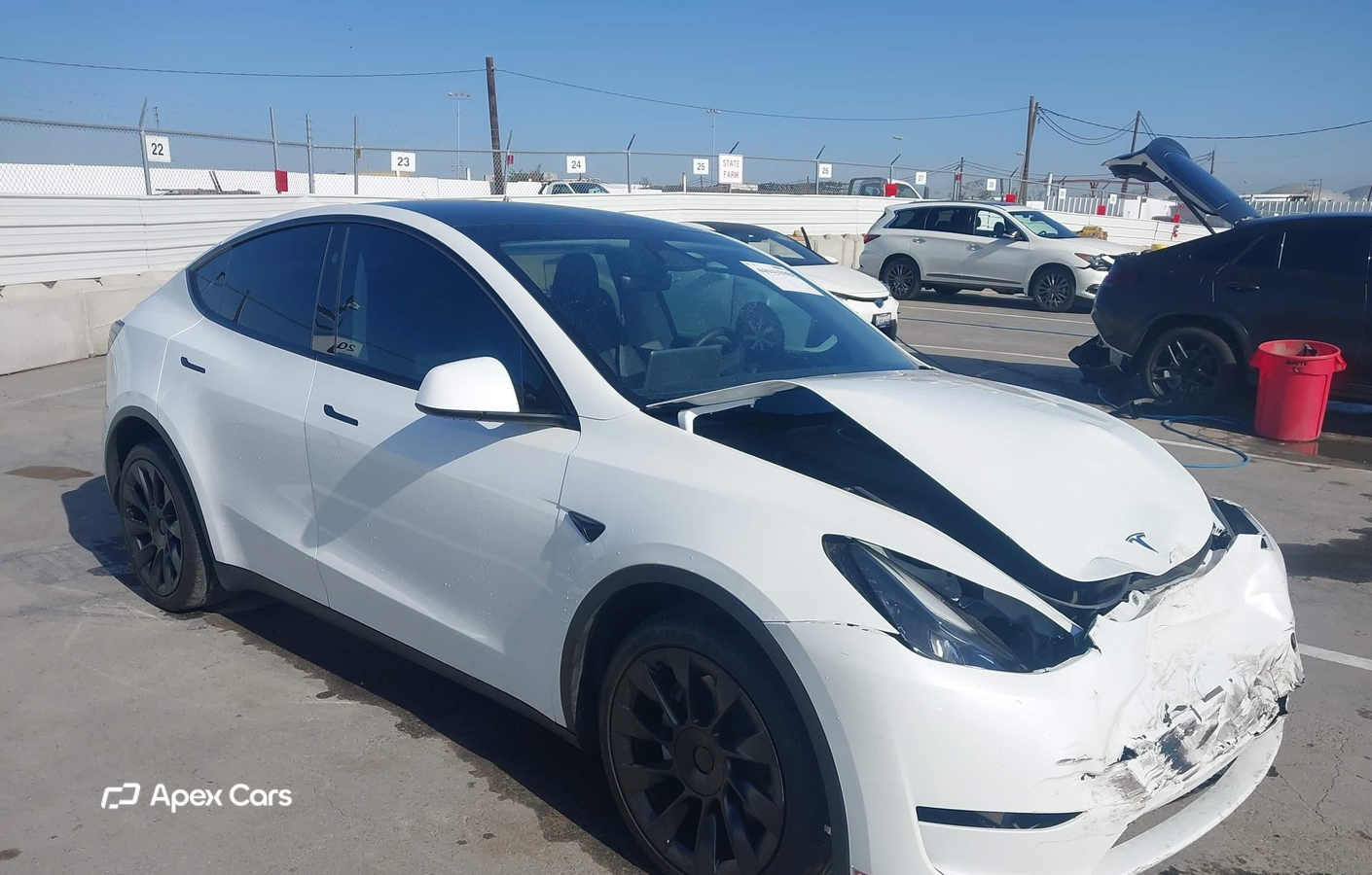 Tesla Model Y 2024