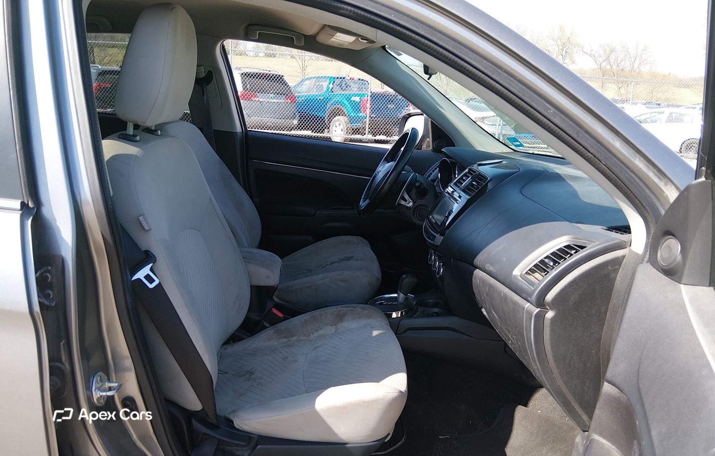 Mitsubishi Outlander 2015