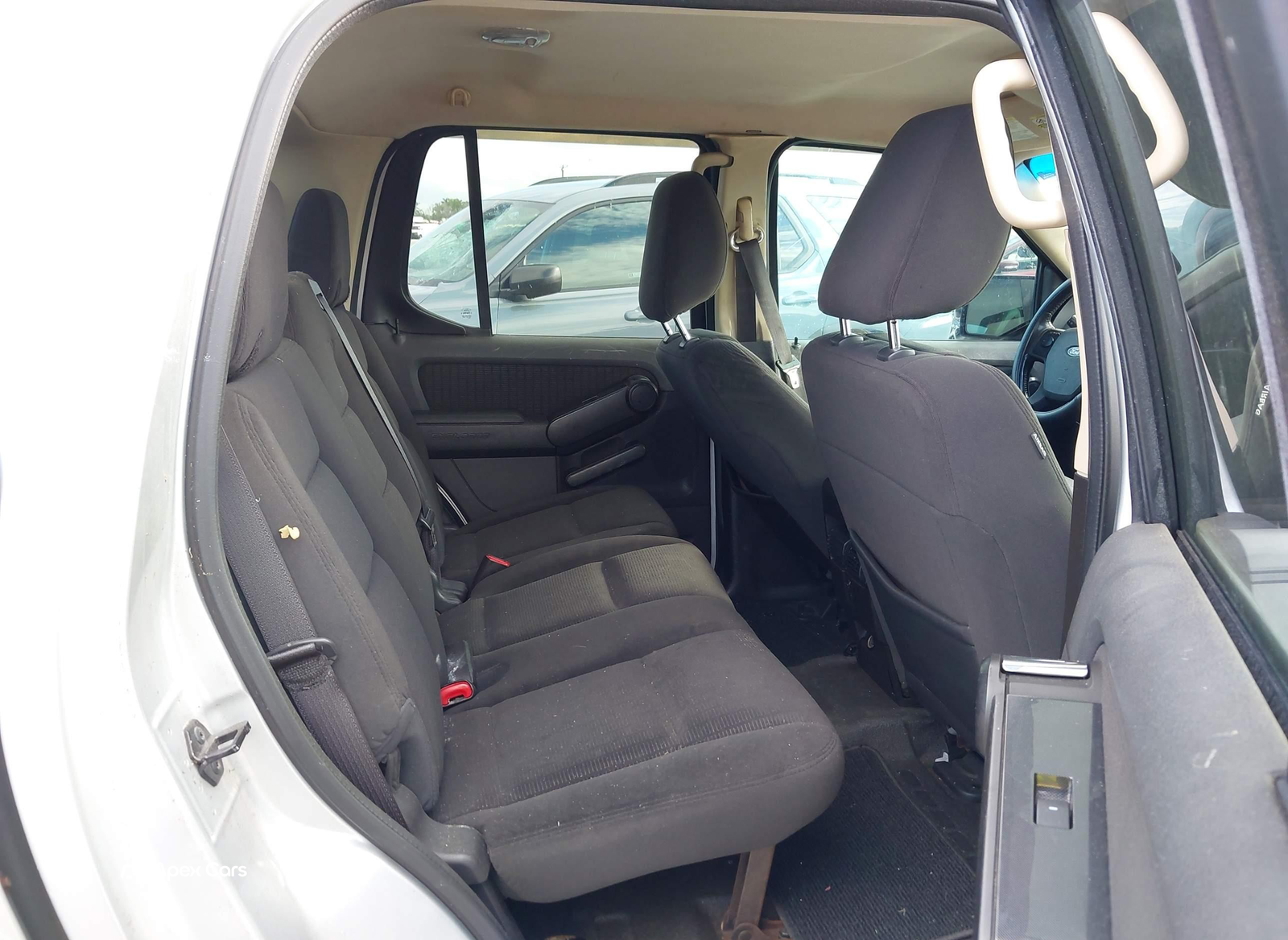 Ford Explorer Sport Trac 2010