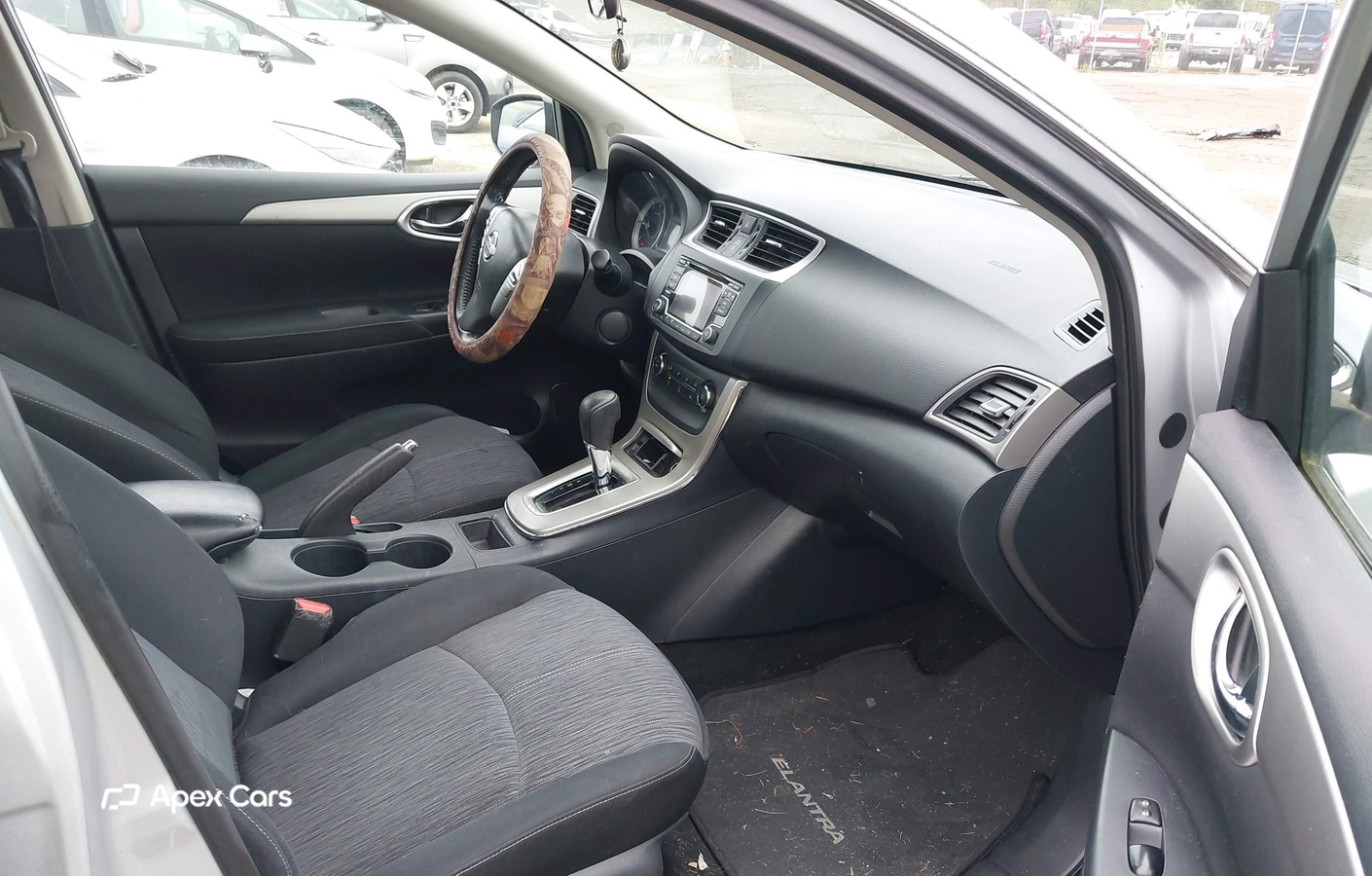 Nissan Sentra 2015