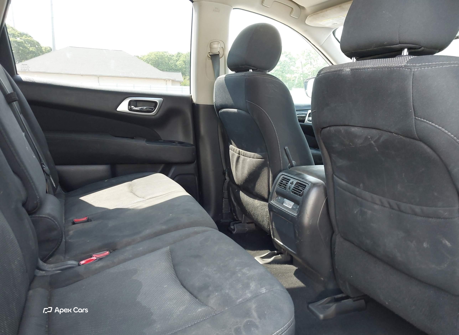 Nissan Pathfinder 2017