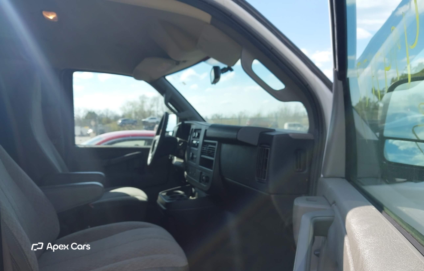 GMC Savana 2018