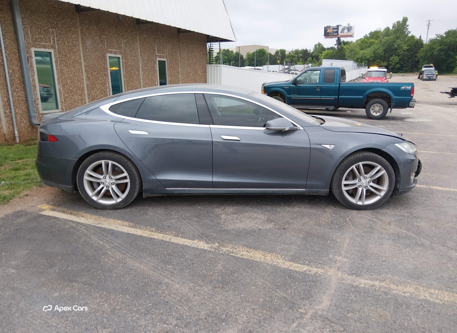 Tesla Model S 2014