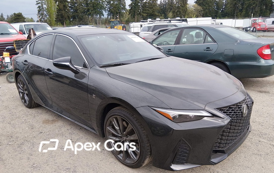 Lexus IS 2025 - Image 1 of 17