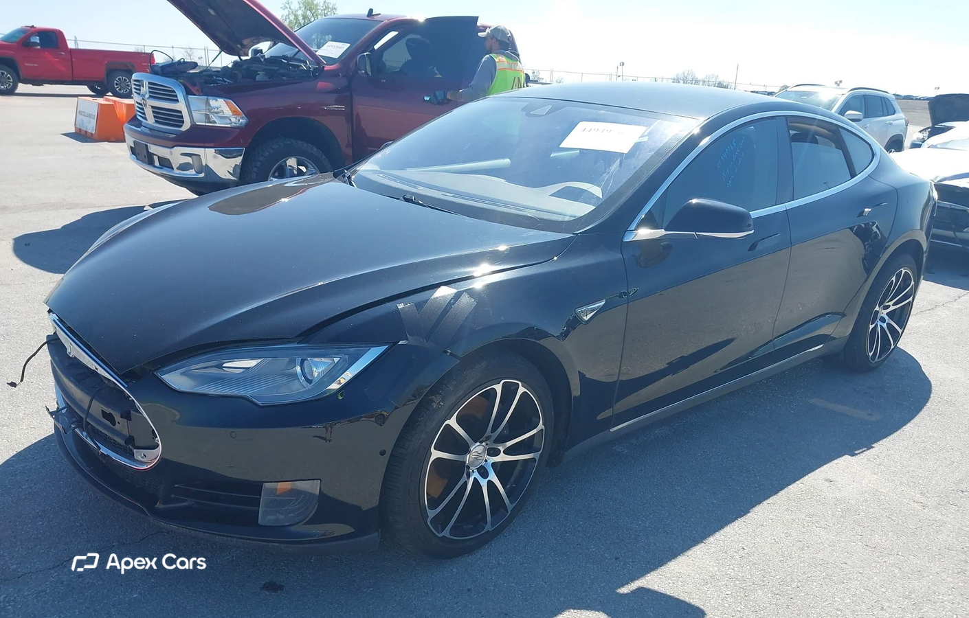 Tesla Model S 2015