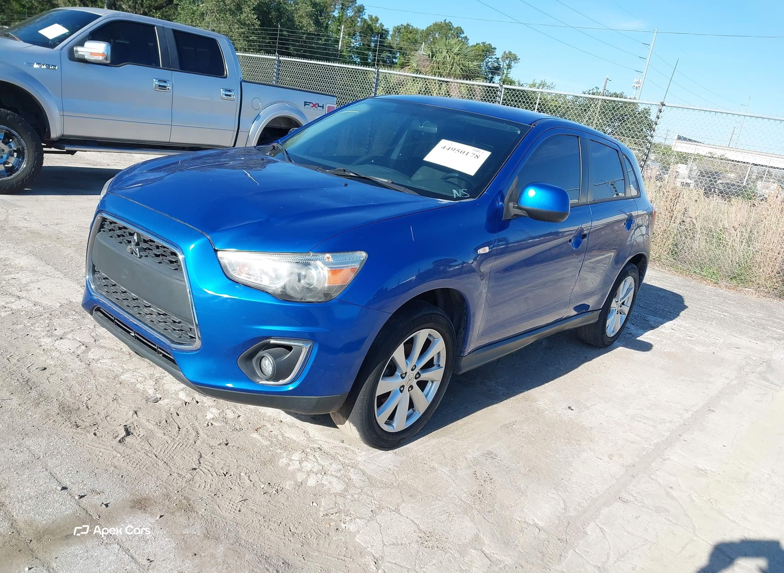 Mitsubishi Outlander 2015