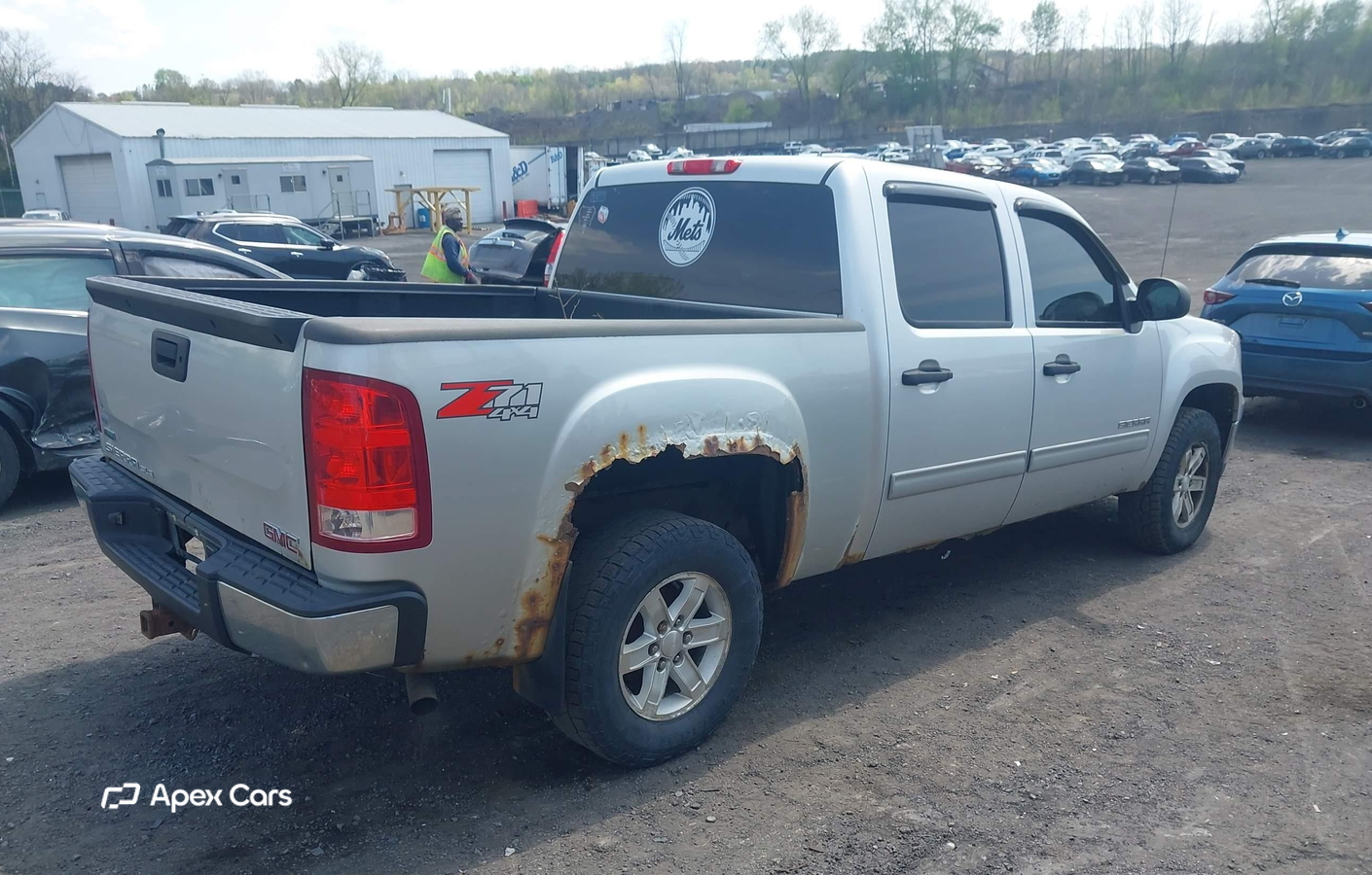 GMC Sierra 2011