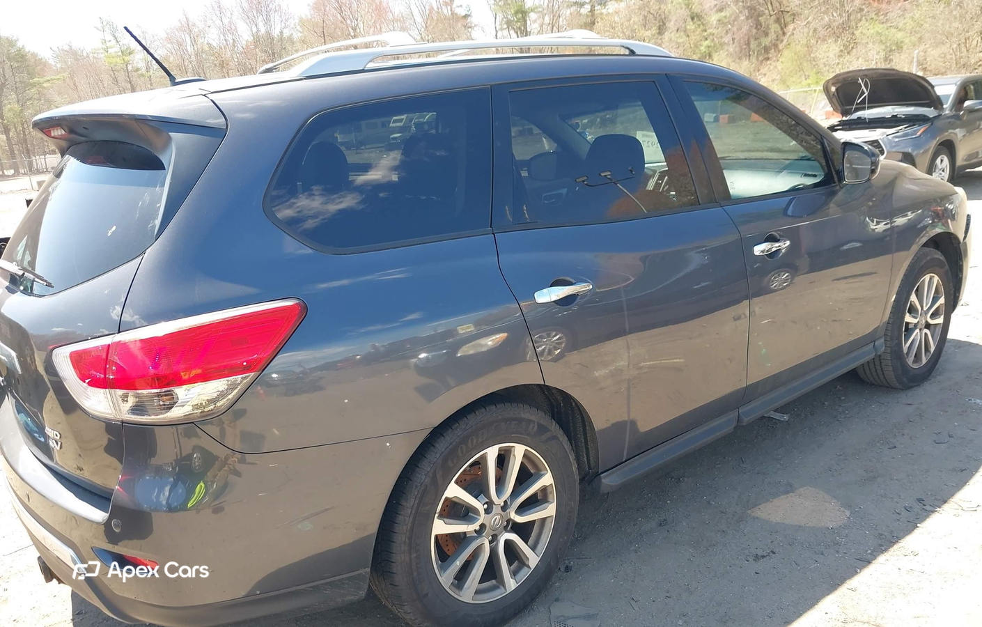 Nissan Pathfinder 2014