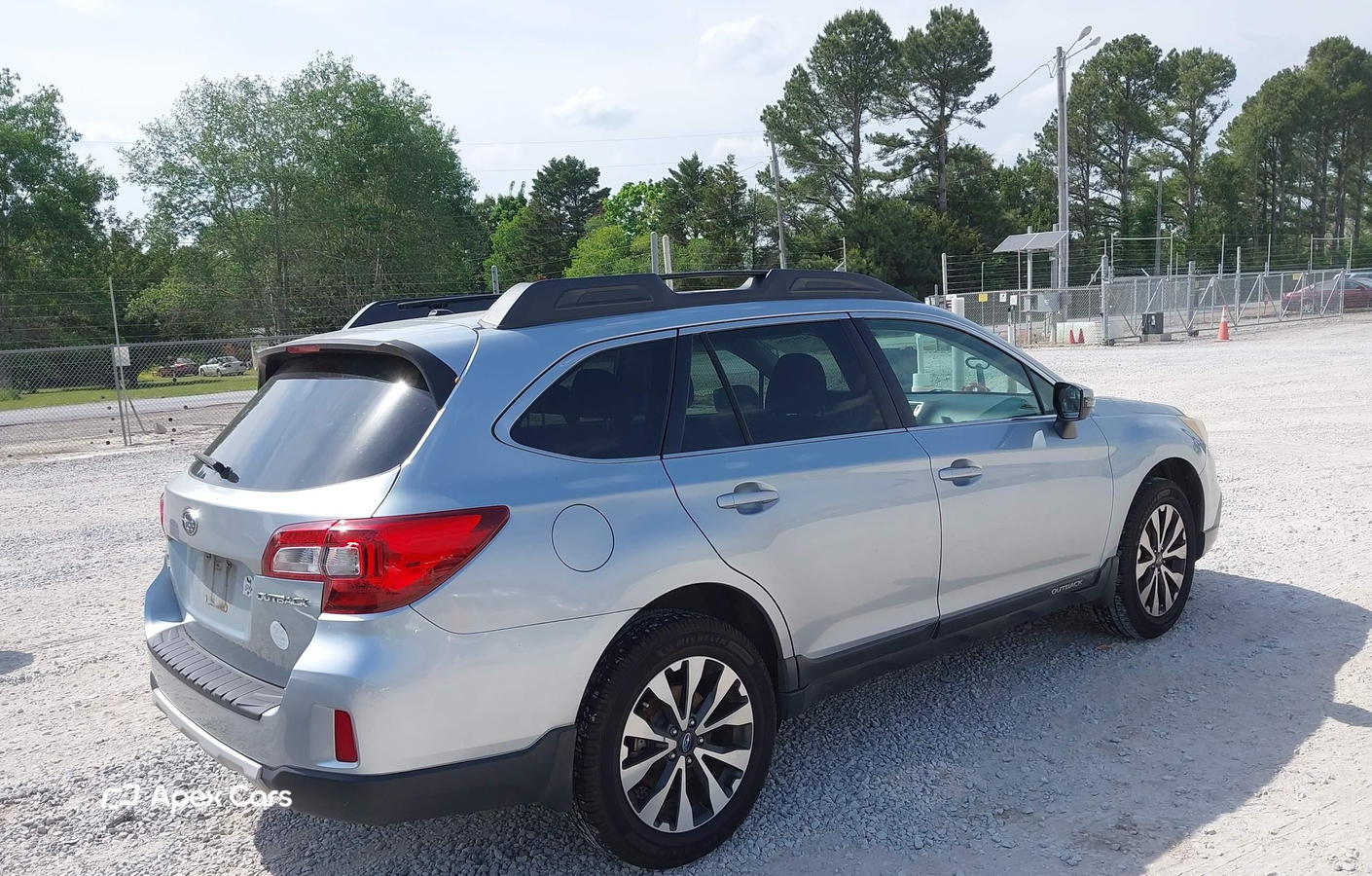 Subaru Outback 2015