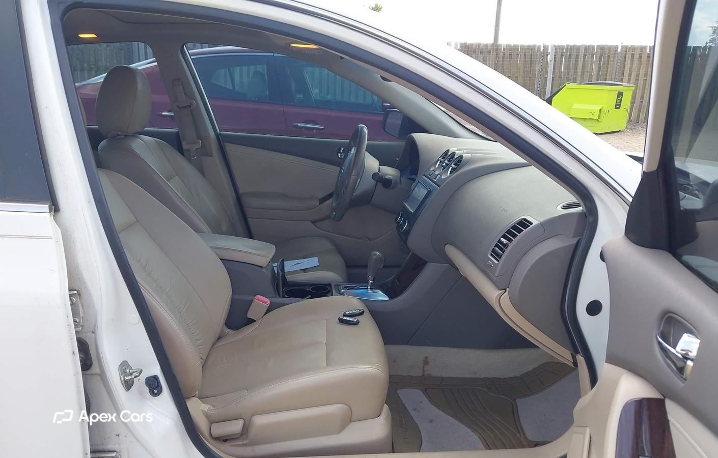 Nissan Altima 2012