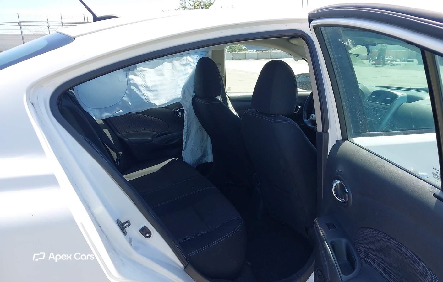Nissan Versa 2016